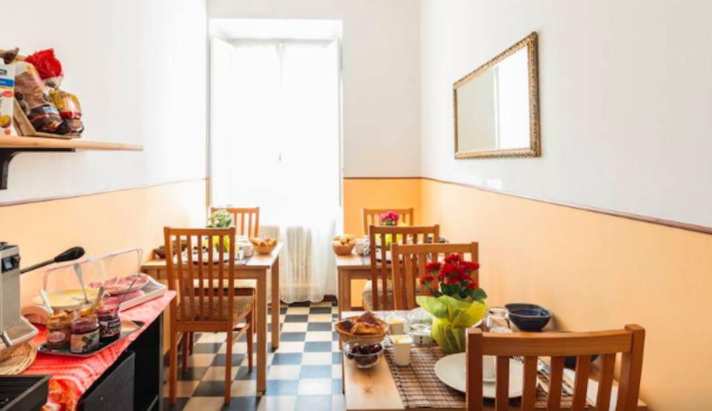 ローマ イート ＆ スリープ Bed & Breakfast エクステリア 写真