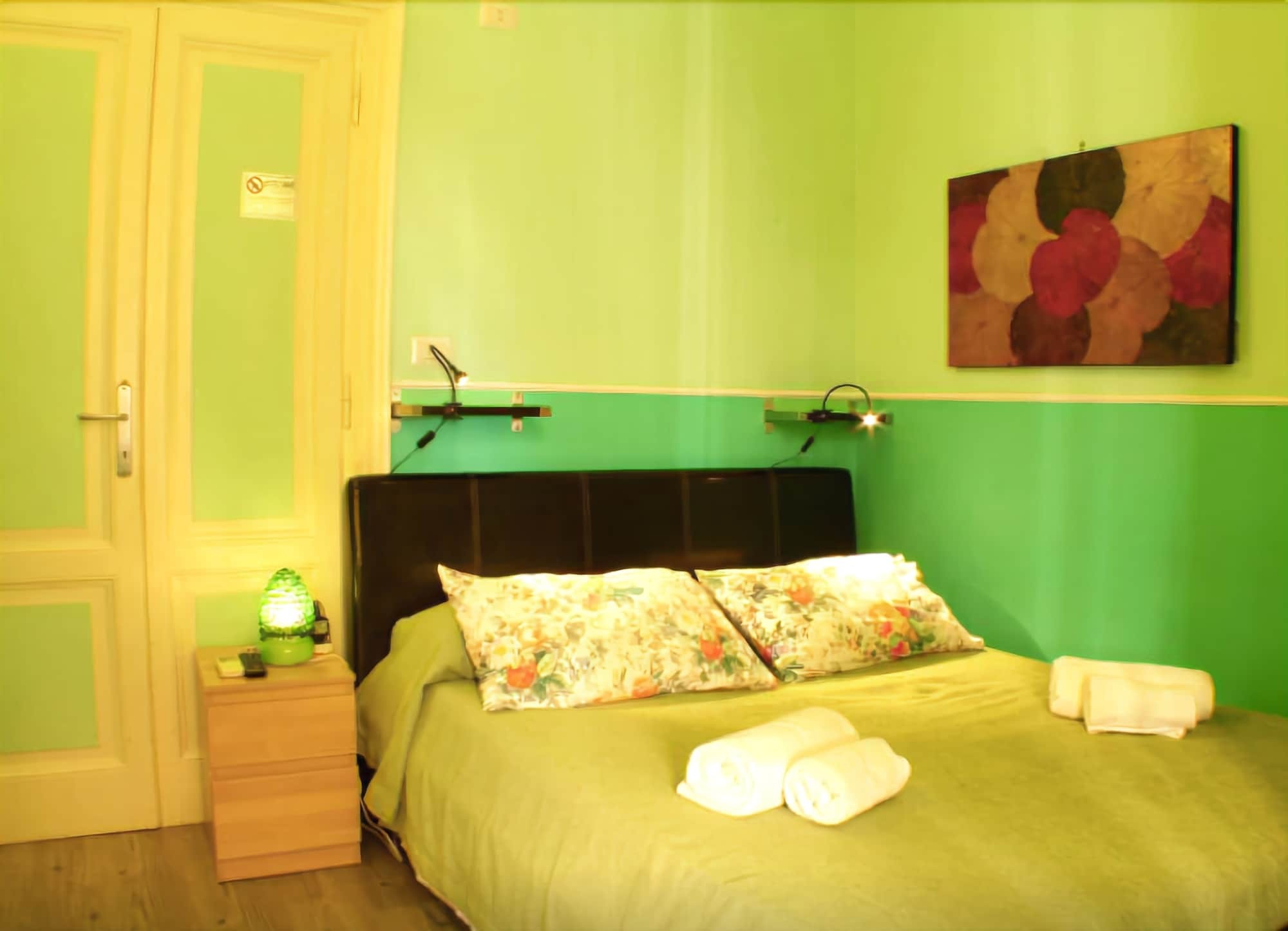 ローマ イート ＆ スリープ Bed & Breakfast エクステリア 写真